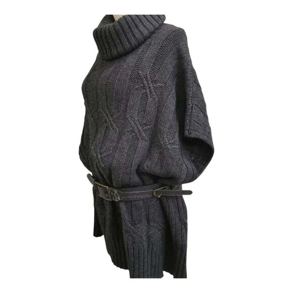 Women's Oversize Turtleneck Sweater Cape (fits M/L/XL/XXL) - Picture 4 of 12